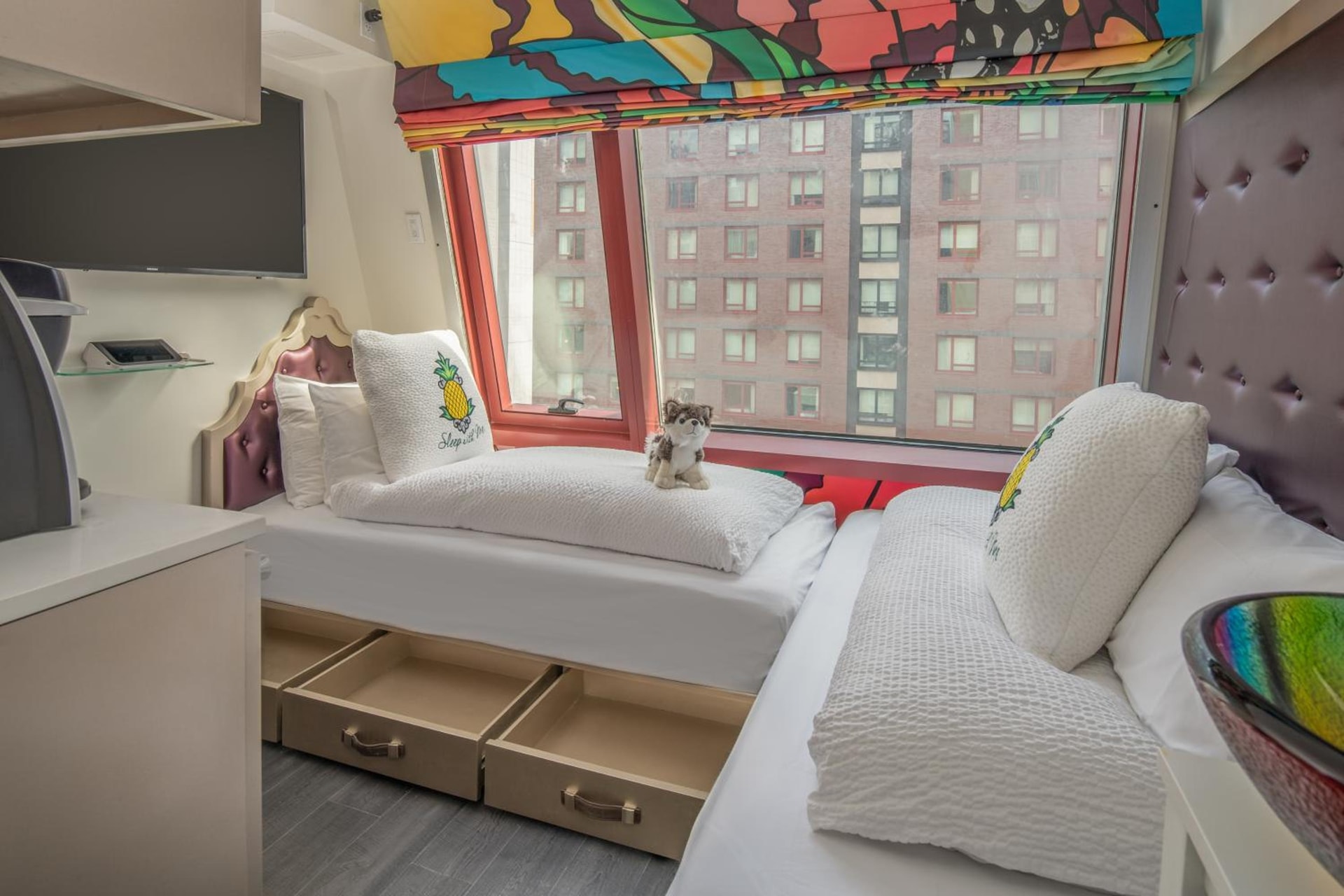 Staypineapple, An Artful Hotel, Midtown New York