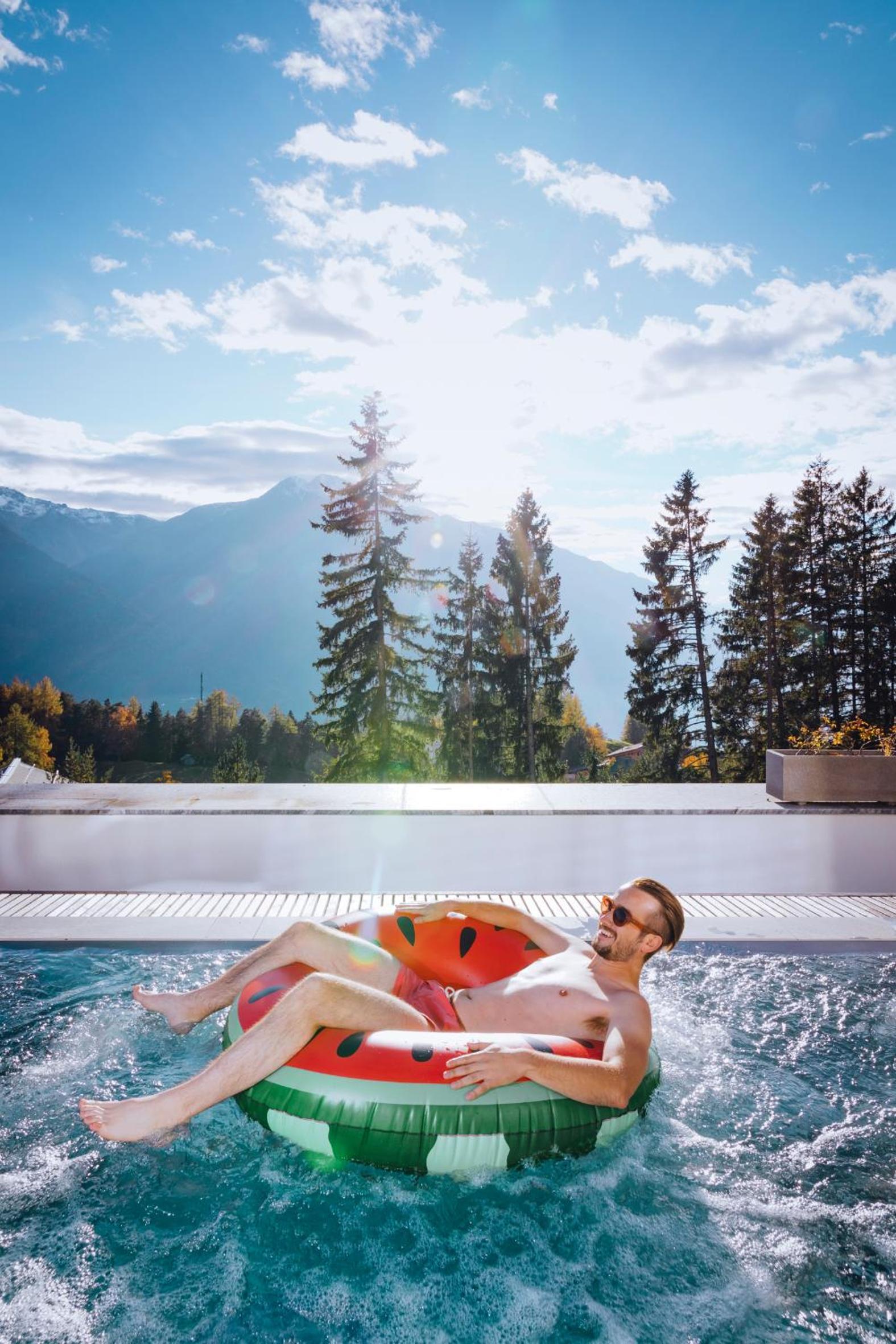 NIDUM - Casual Luxury Hotel