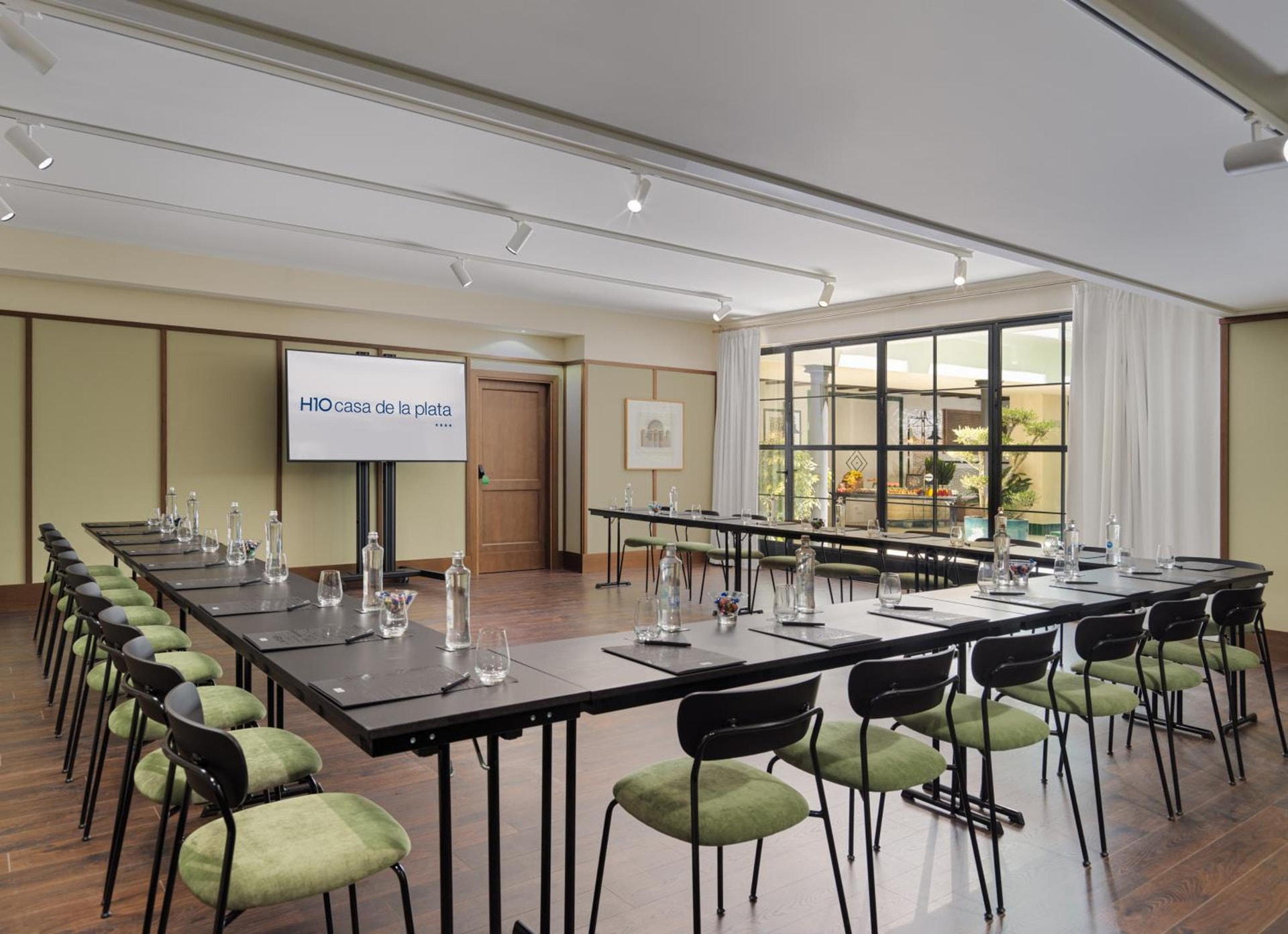 meeting & event spaces