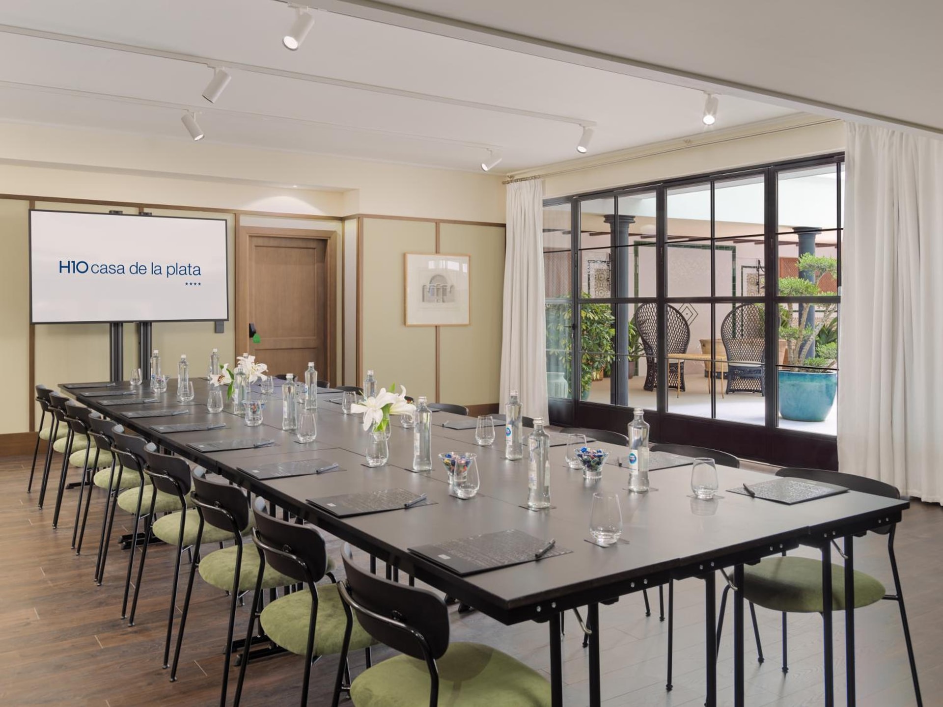 meeting & event spaces