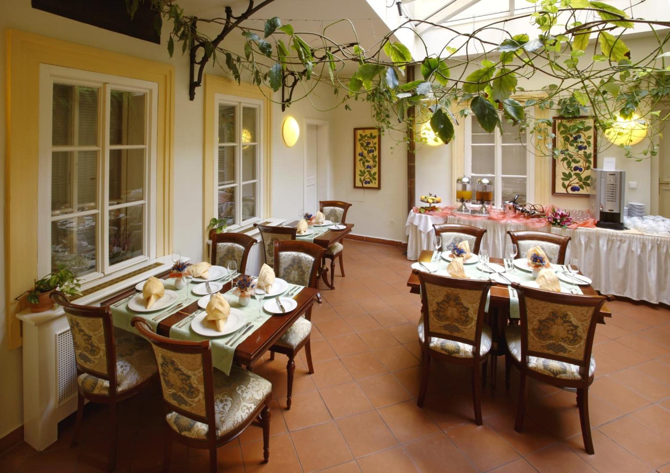 Boutique Hotel Constans