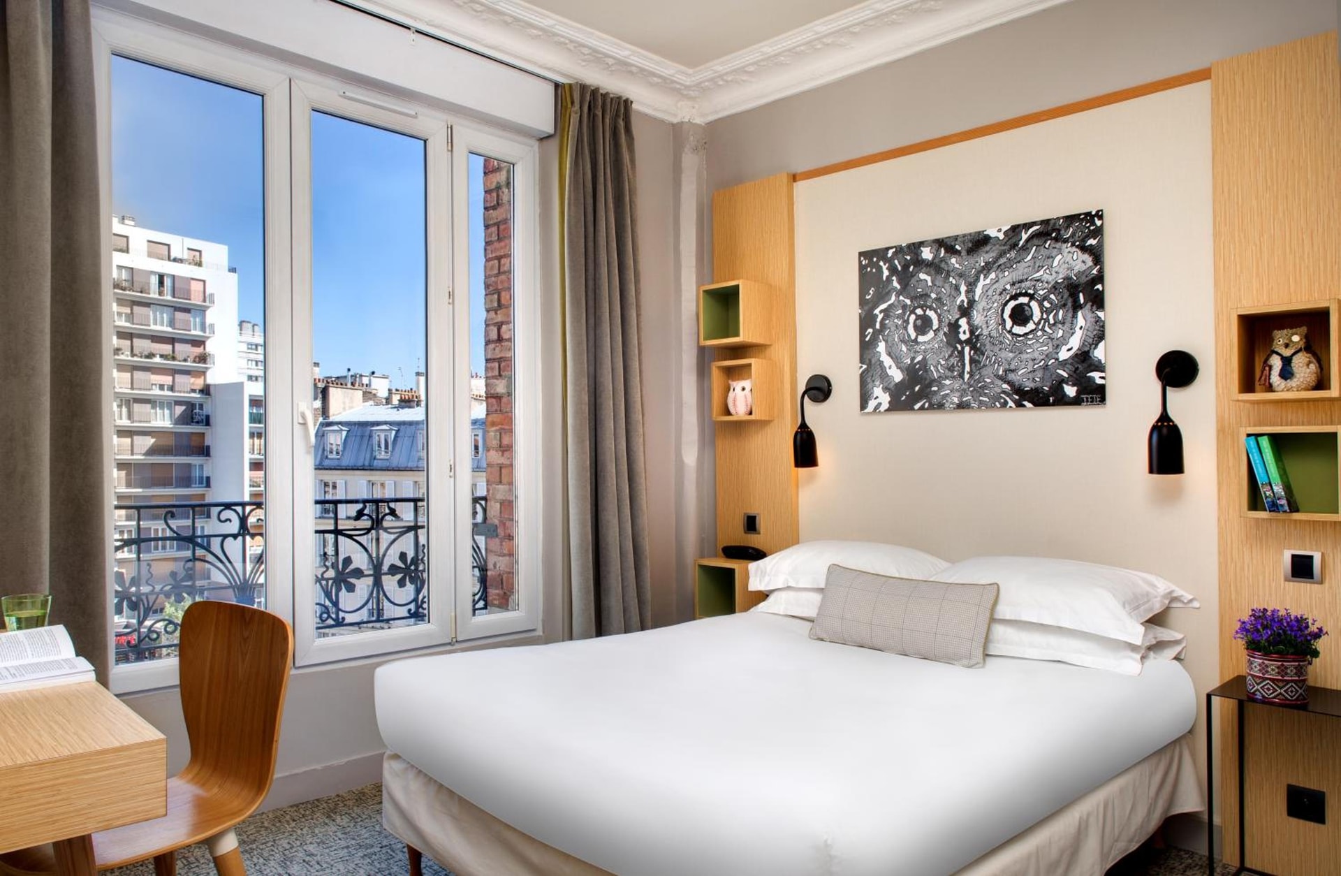 hotel room