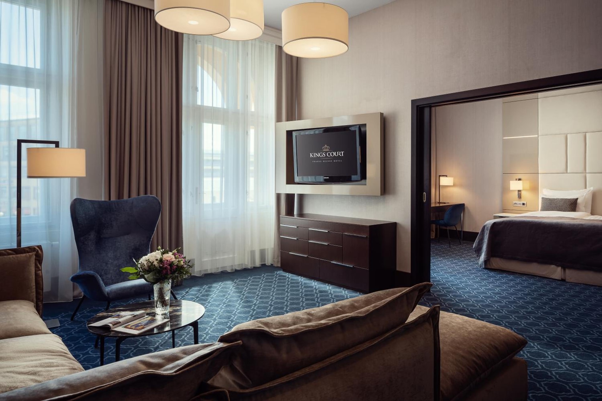 Hotel KINGS COURT