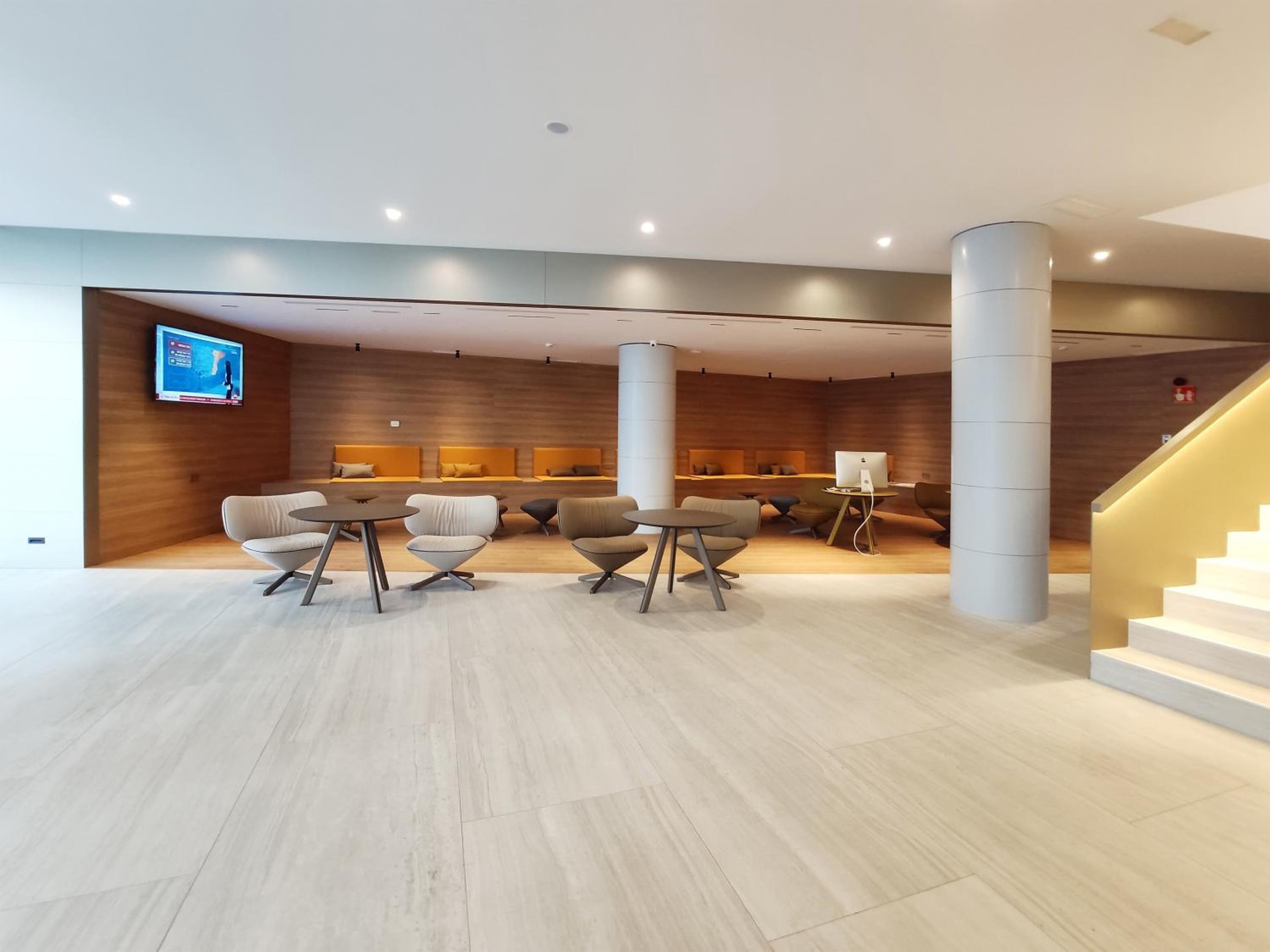 Hotel Macià Sevilla Kubb