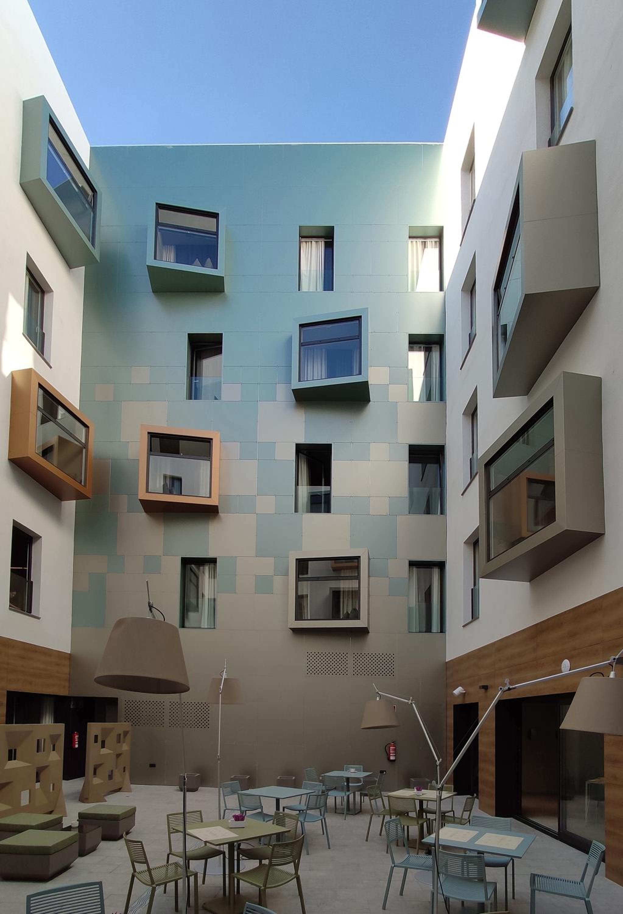 Hotel Macià Sevilla Kubb