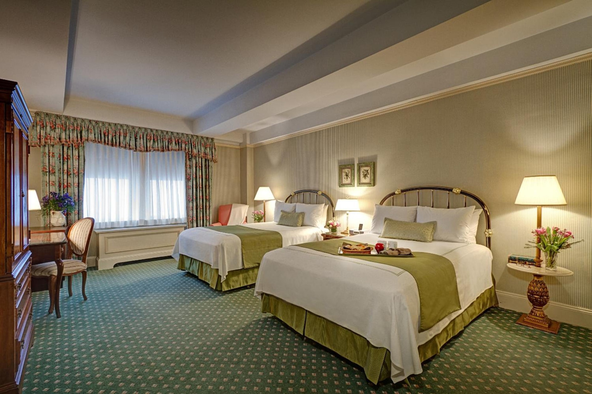 Hotel Elysee by Library Hotel Collection