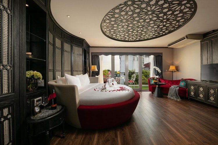 hotel image 0