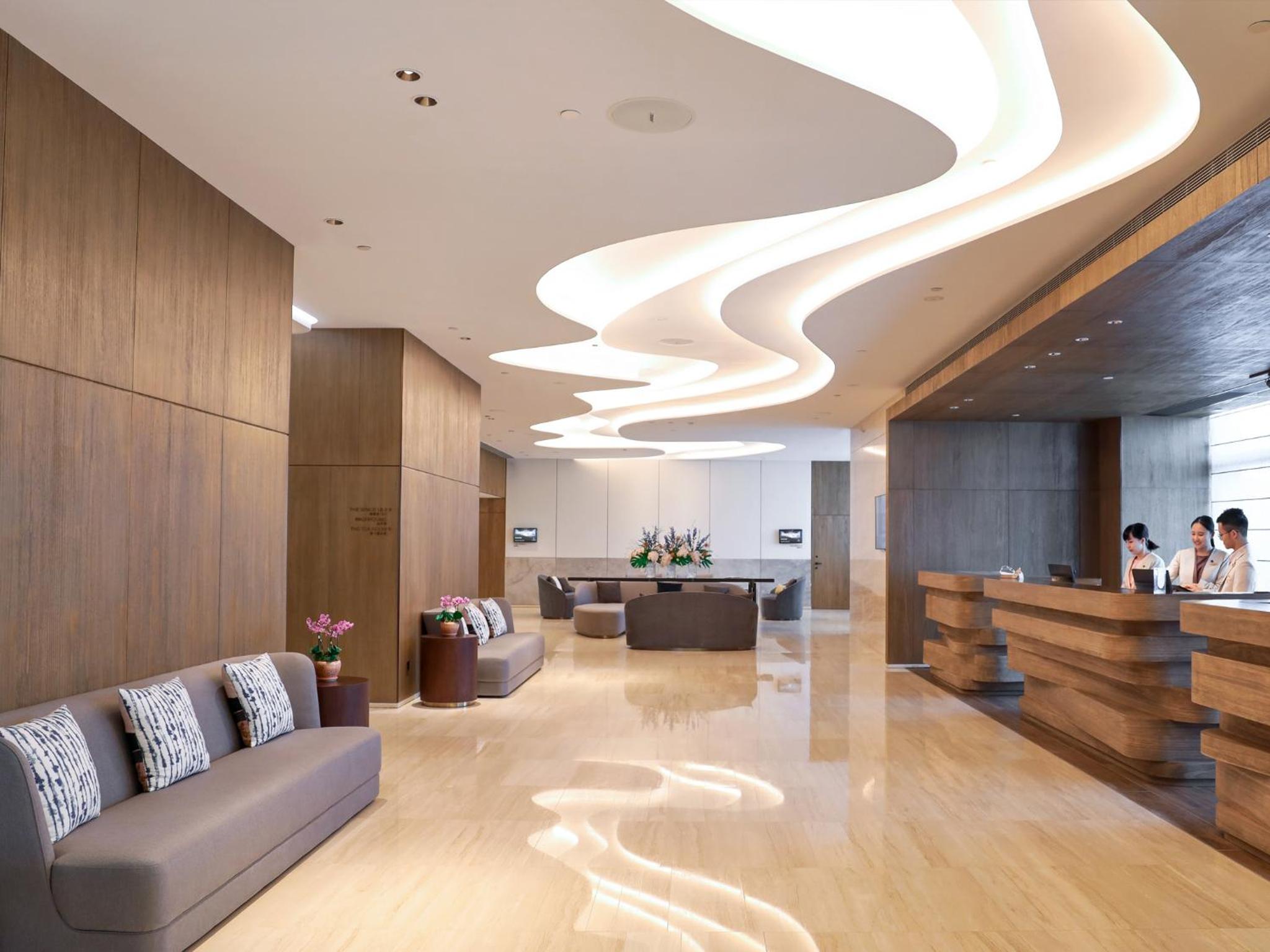 Oasis Aurum 181 Hotel