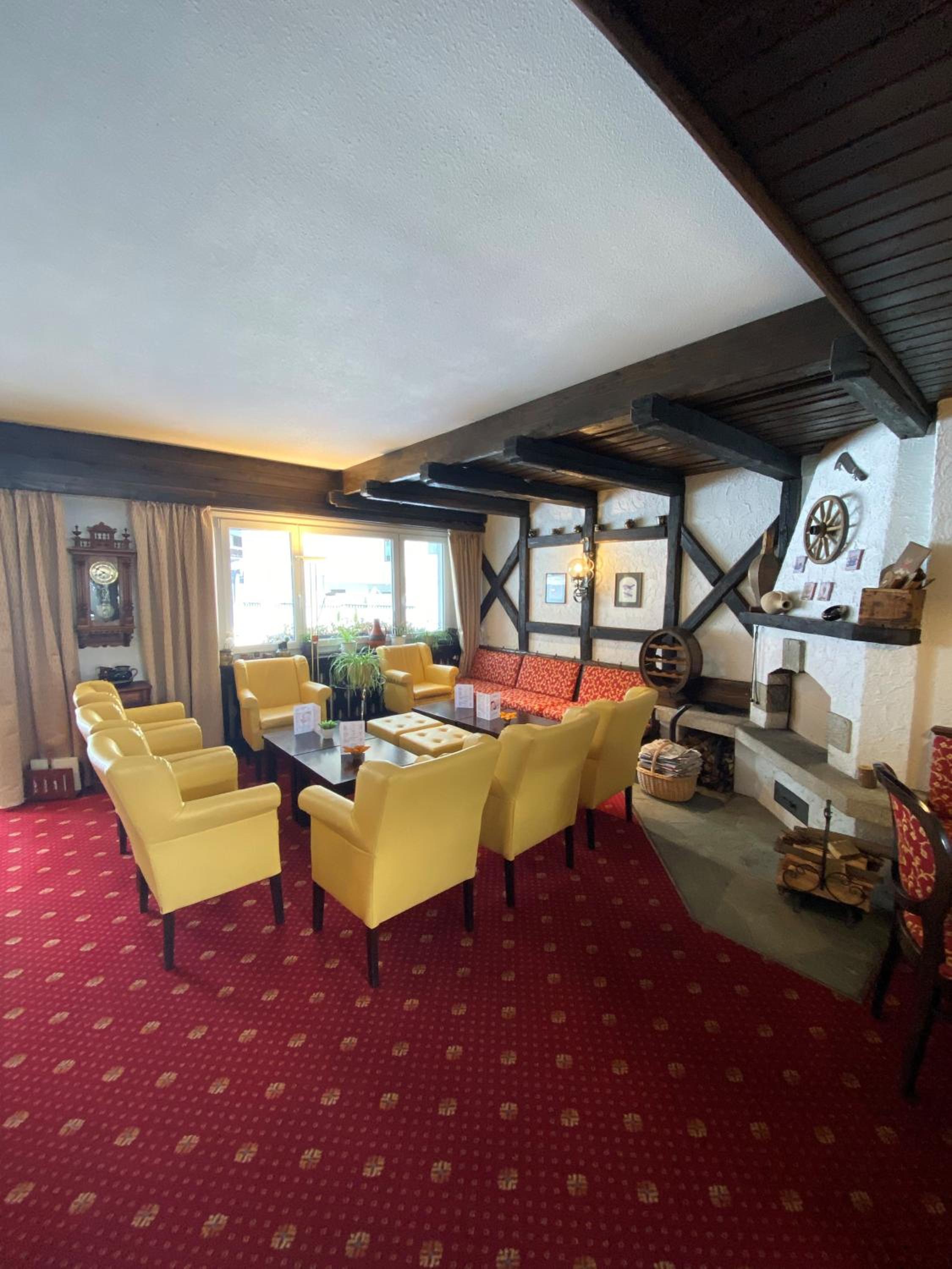 Hotel Adonis