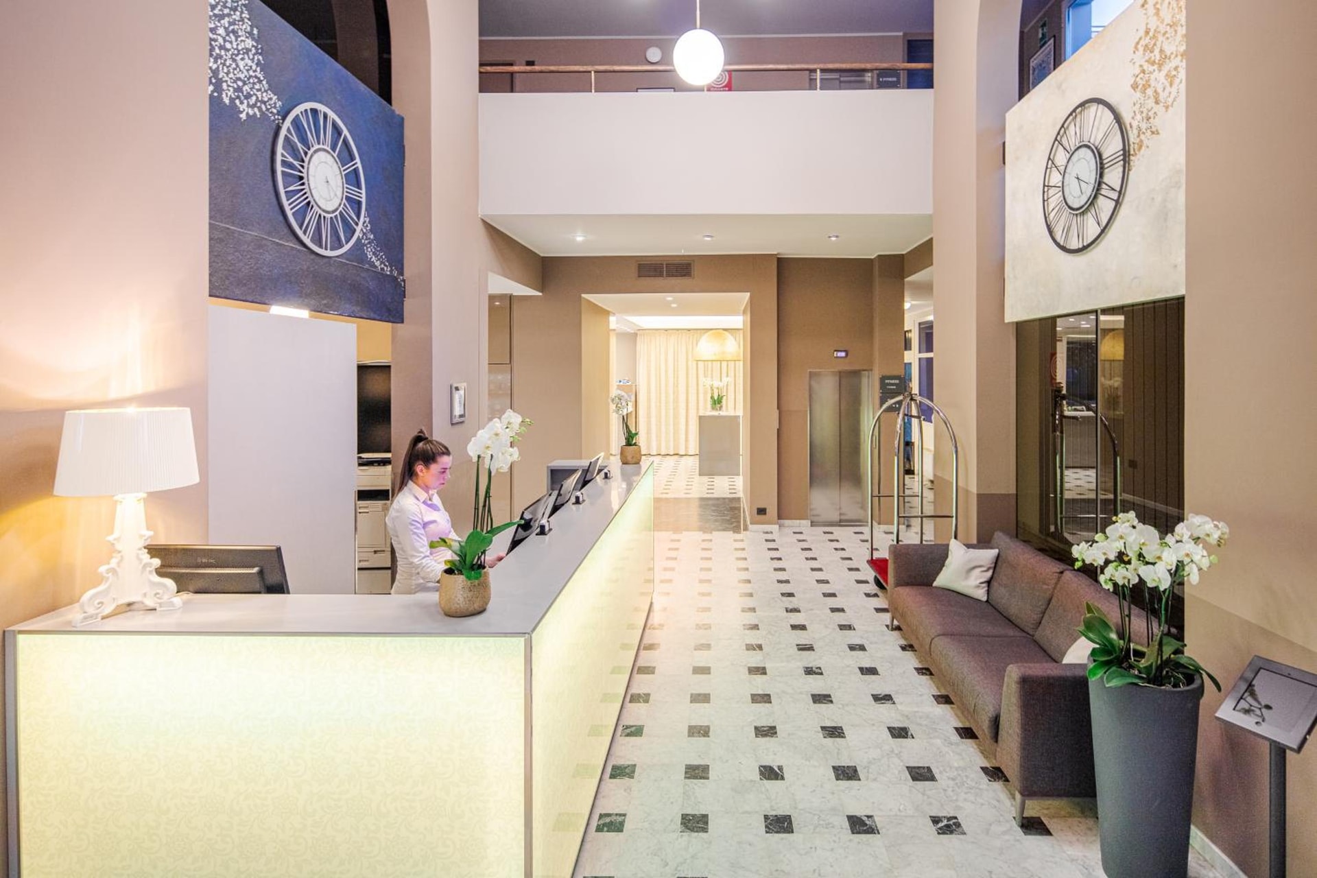 recepcion & lobby