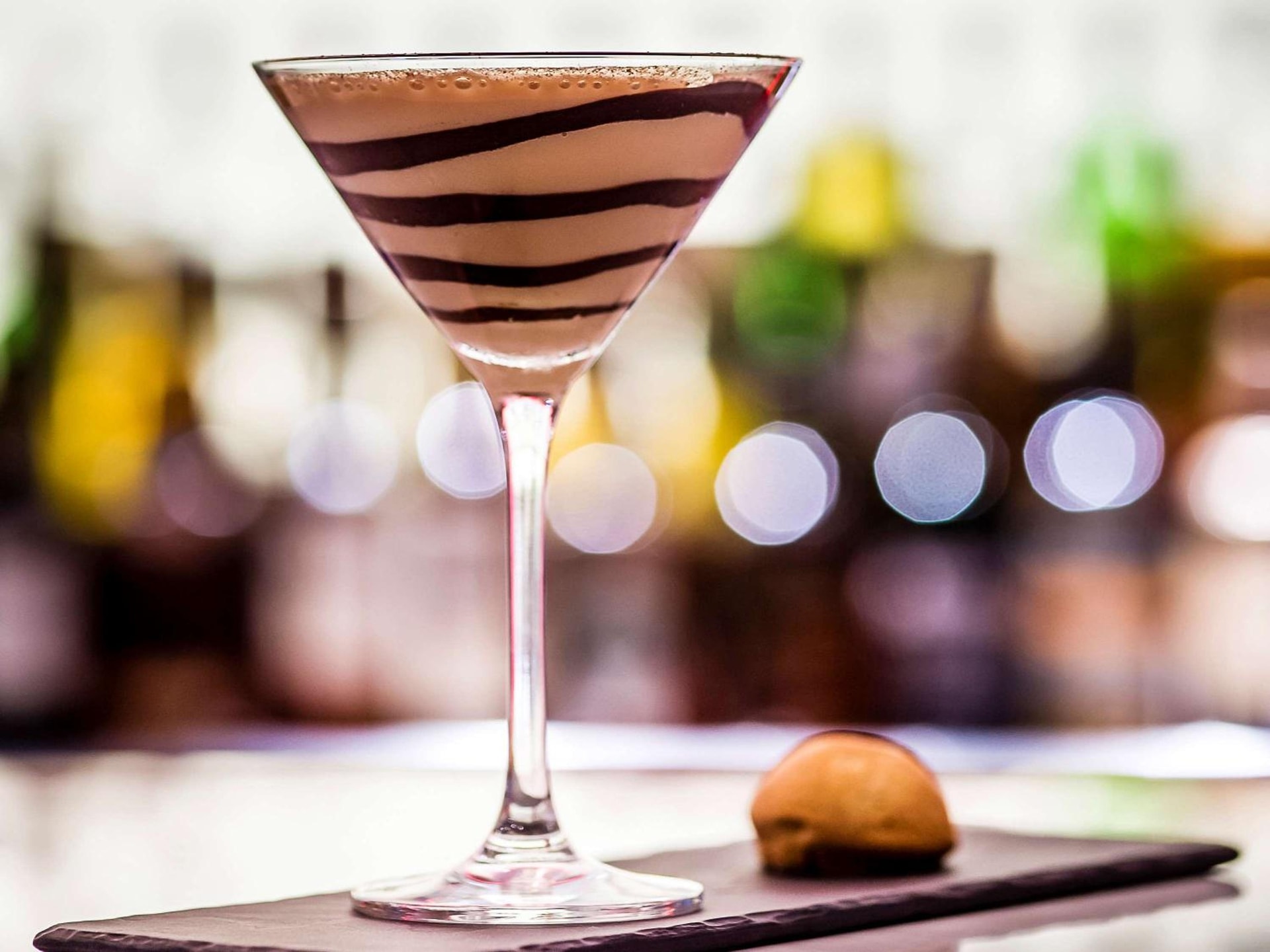 bar