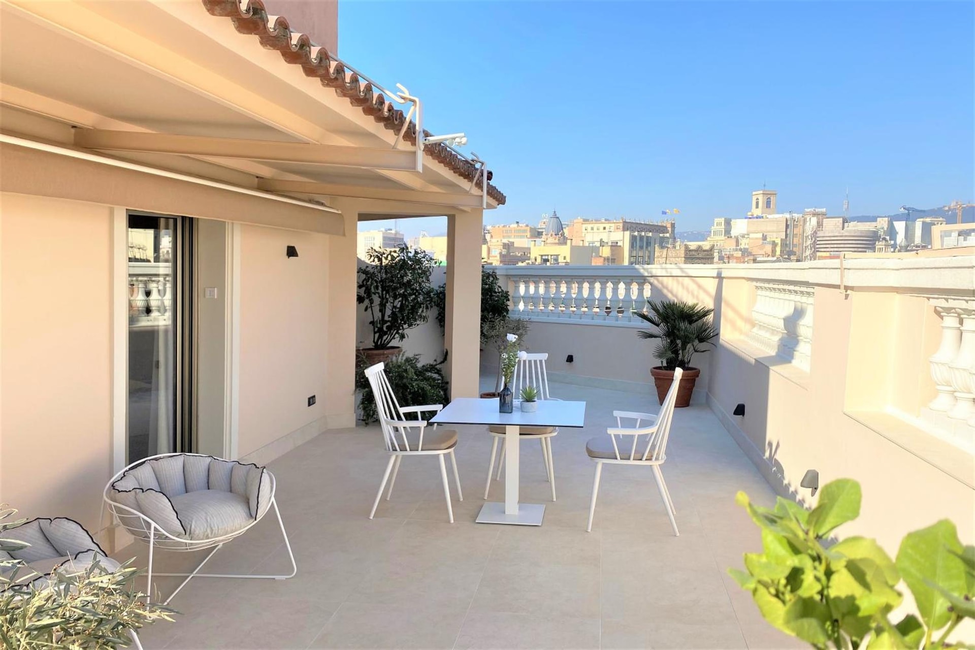 Lamaro Hotel Barcelona - Preferred Hotels & Resorts - Lifestyle Collection