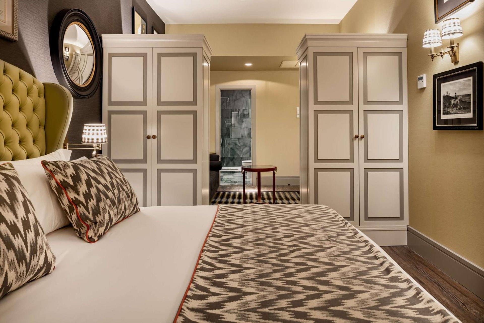 hotel room