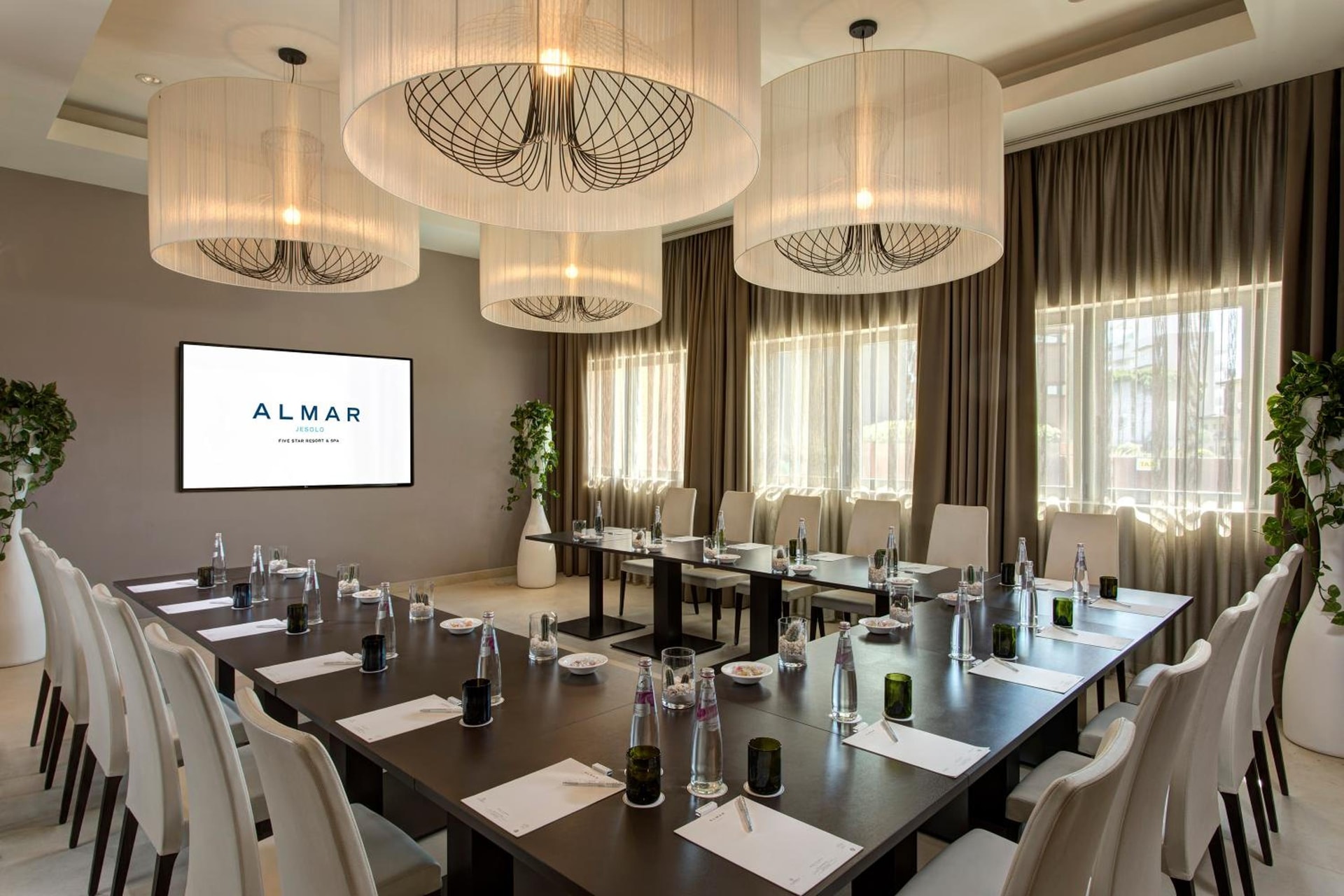 meeting & event spaces