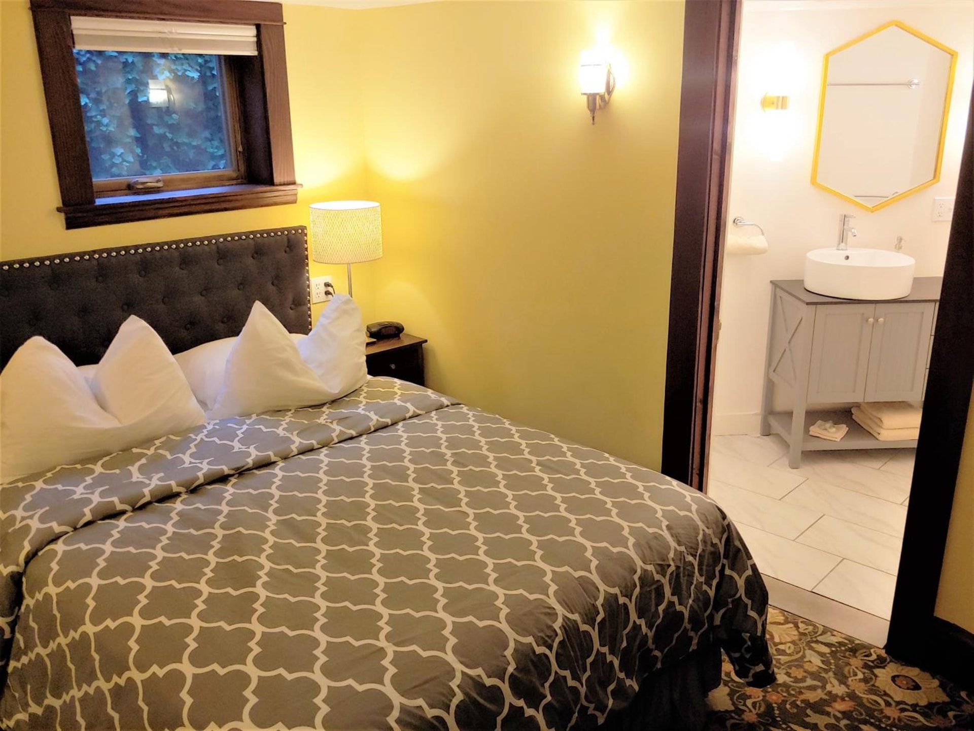 Bluebird Guesthouse