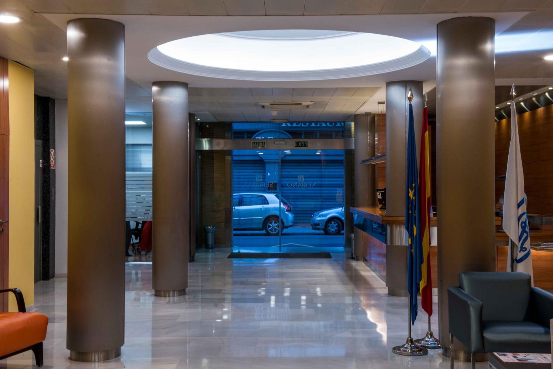 Hotel Serrano
