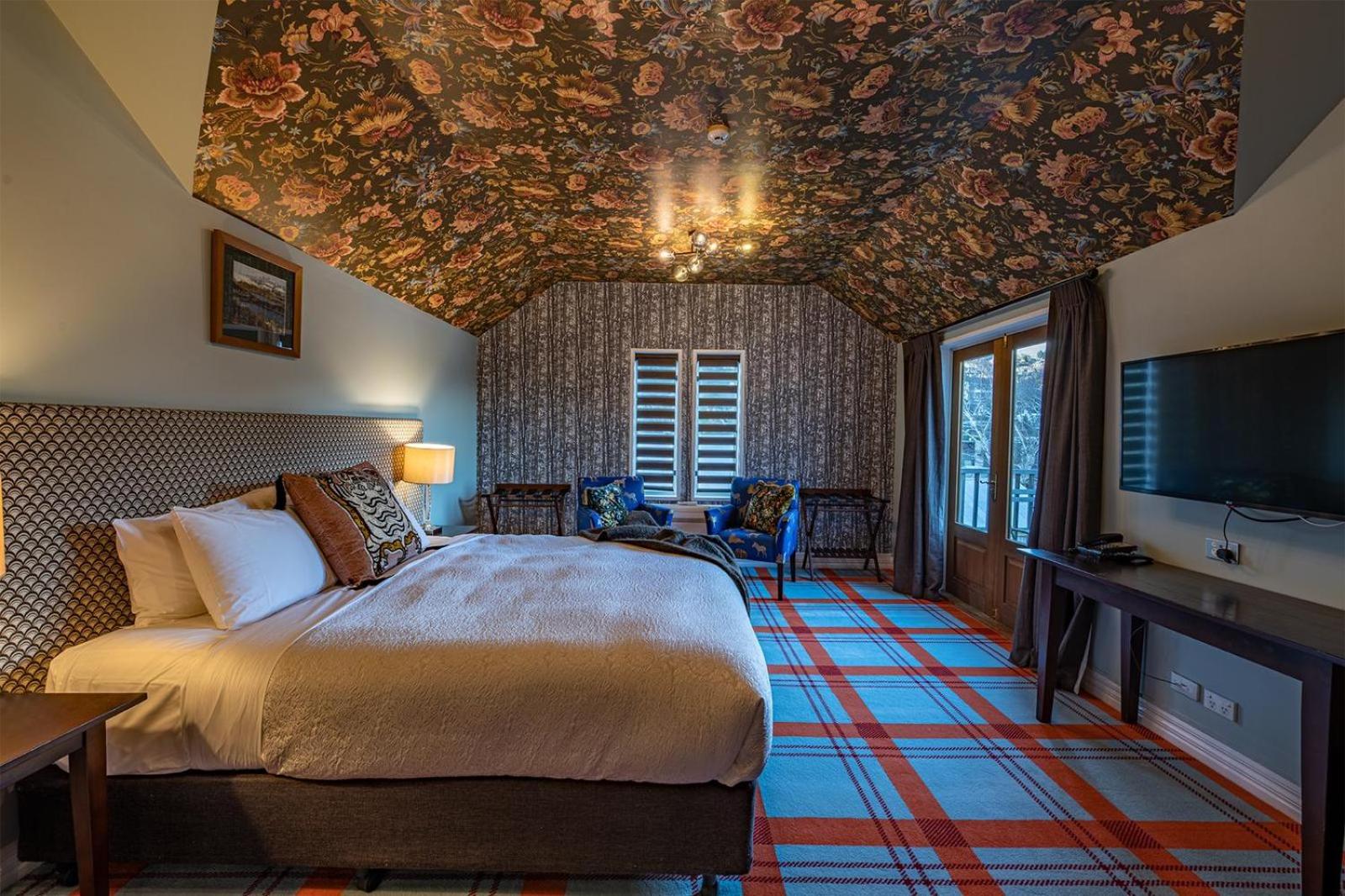 The Dairy Hotel Queenstown, A Naumi Chapter