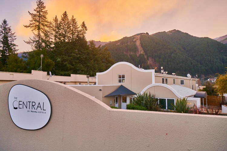 hotel image 0