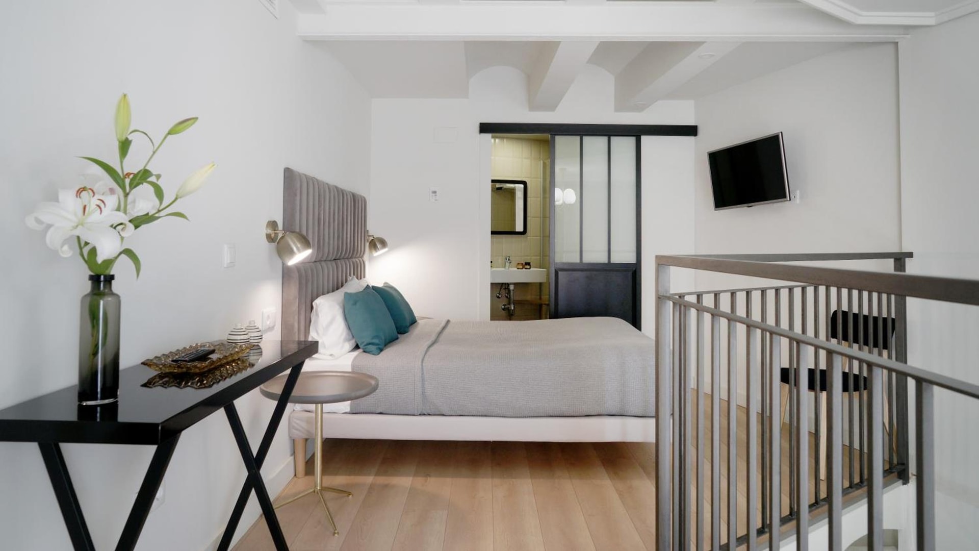 MD Design Hotel - Portal del Real