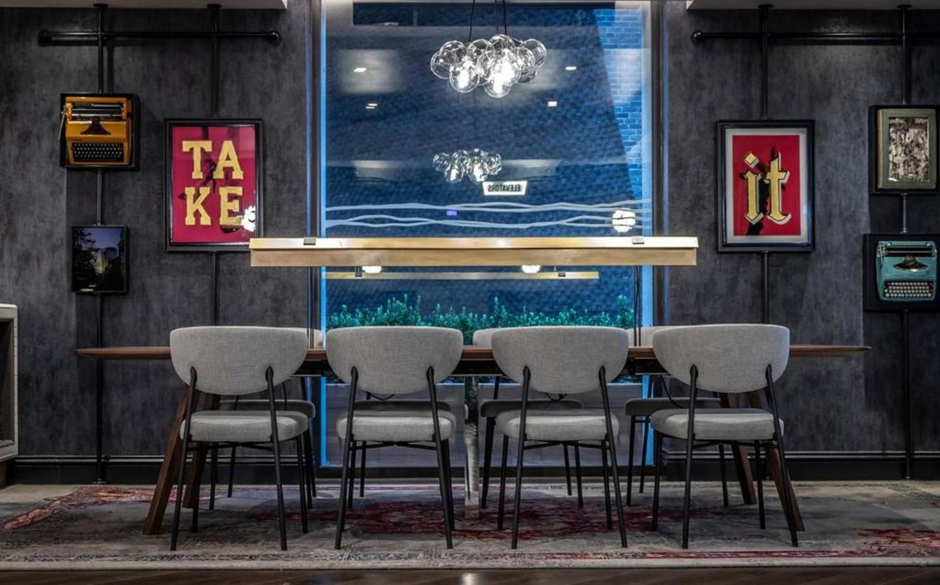 restaurant