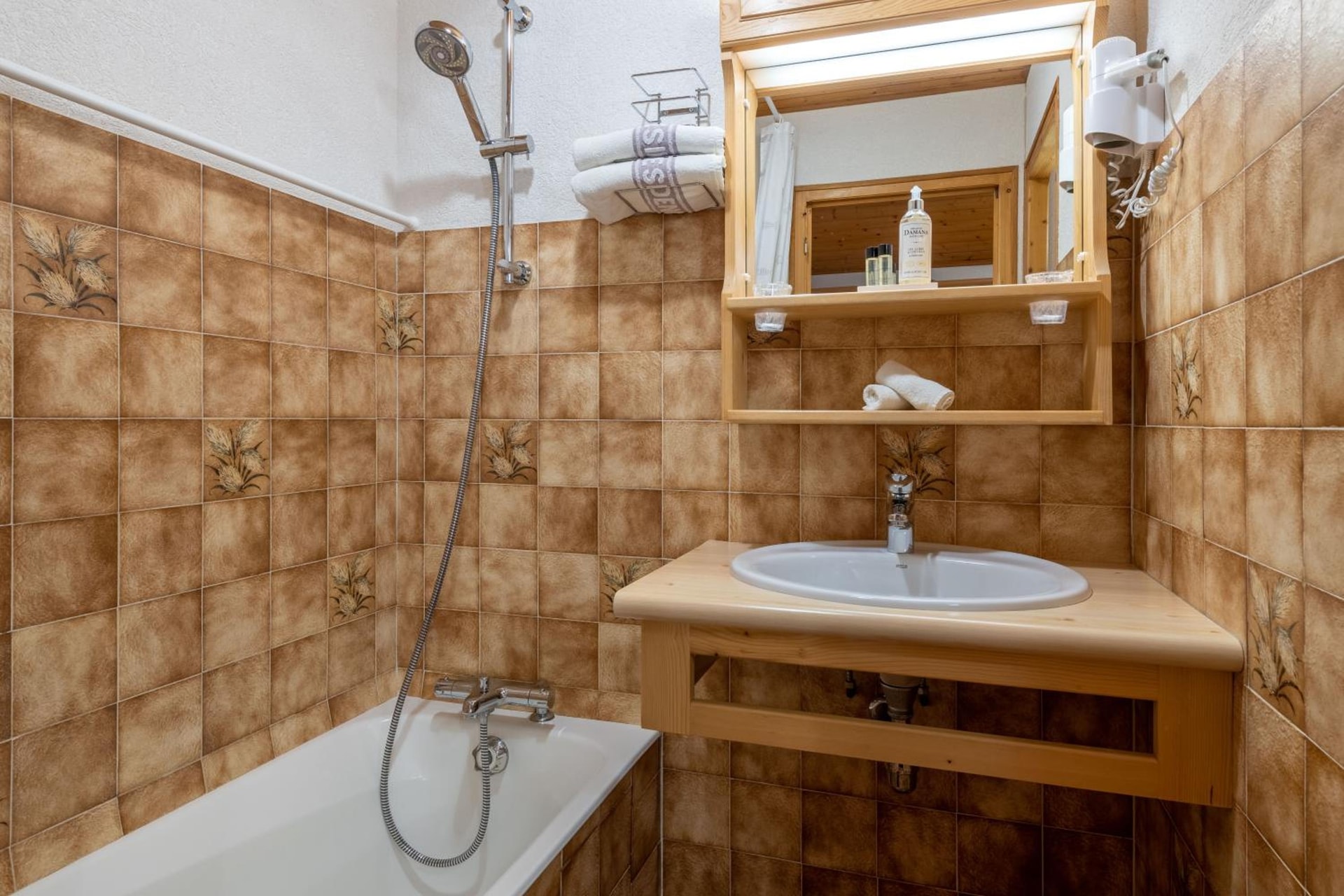 Hôtel Les Côtes, Résidence Loisirs et Chalets