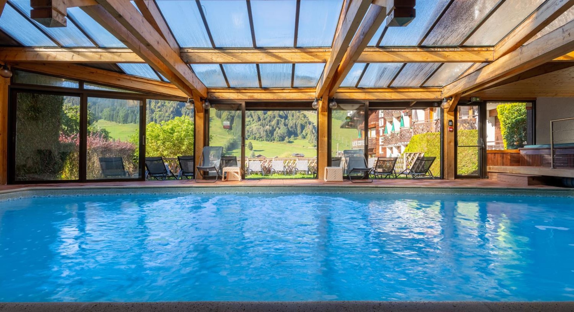 Hôtel Les Côtes, Résidence Loisirs et Chalets