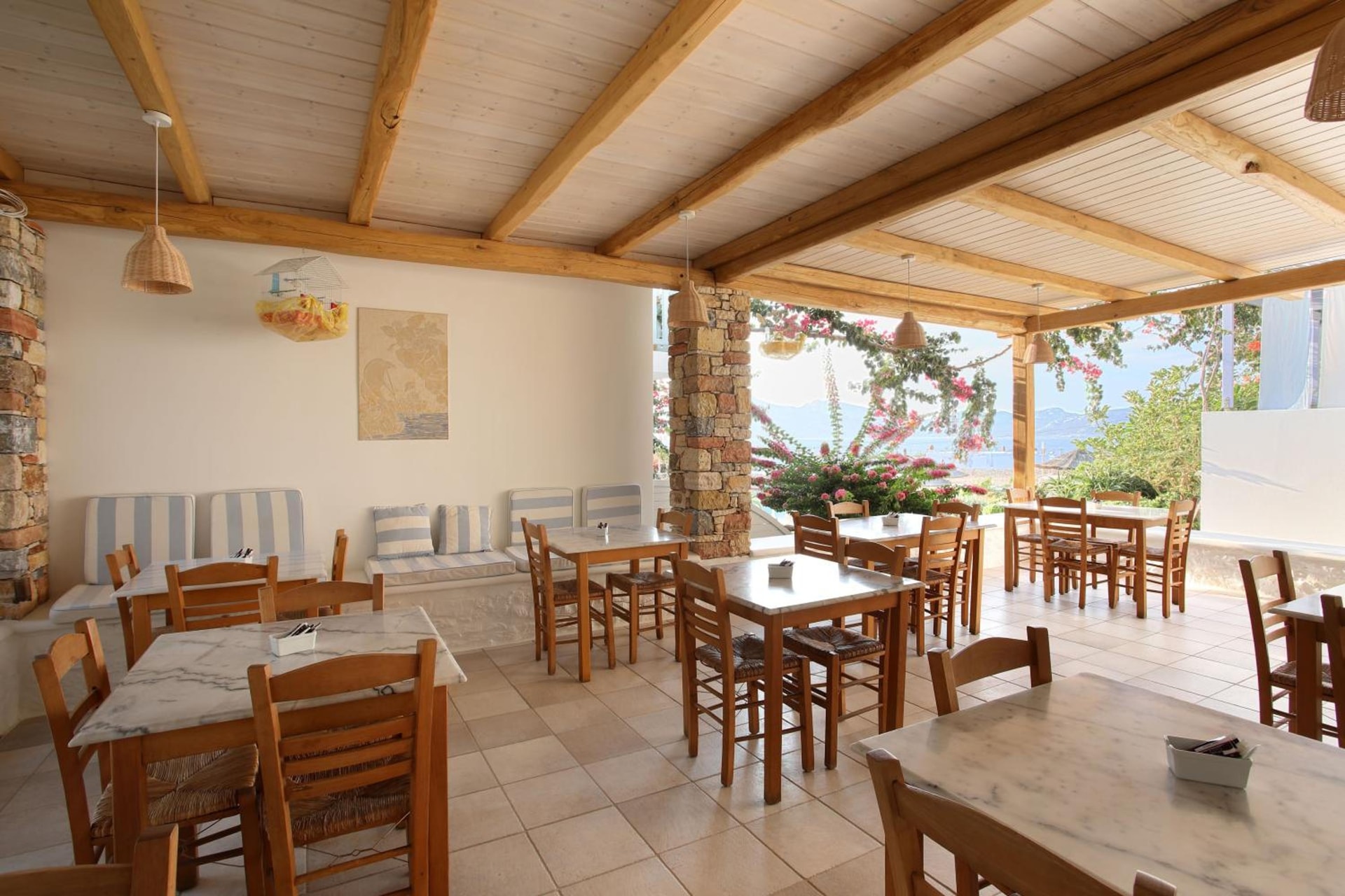 Aeolos Hotel
