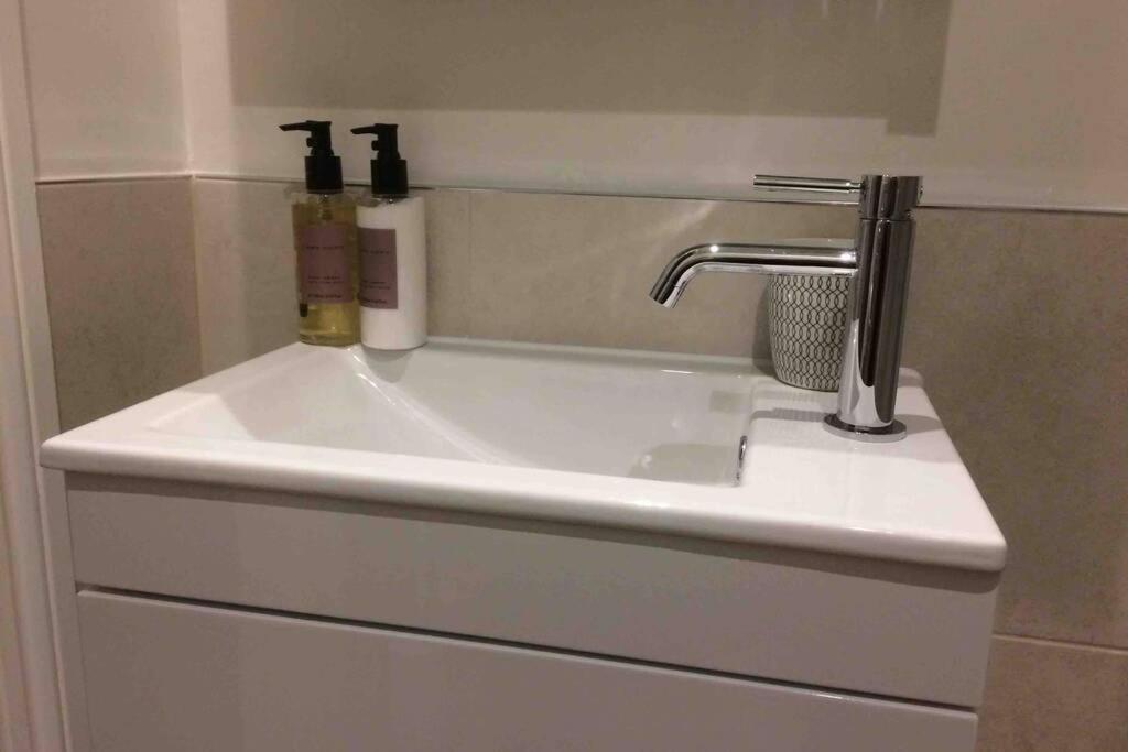 Beautiful Bath Apartment in central Milsom Street