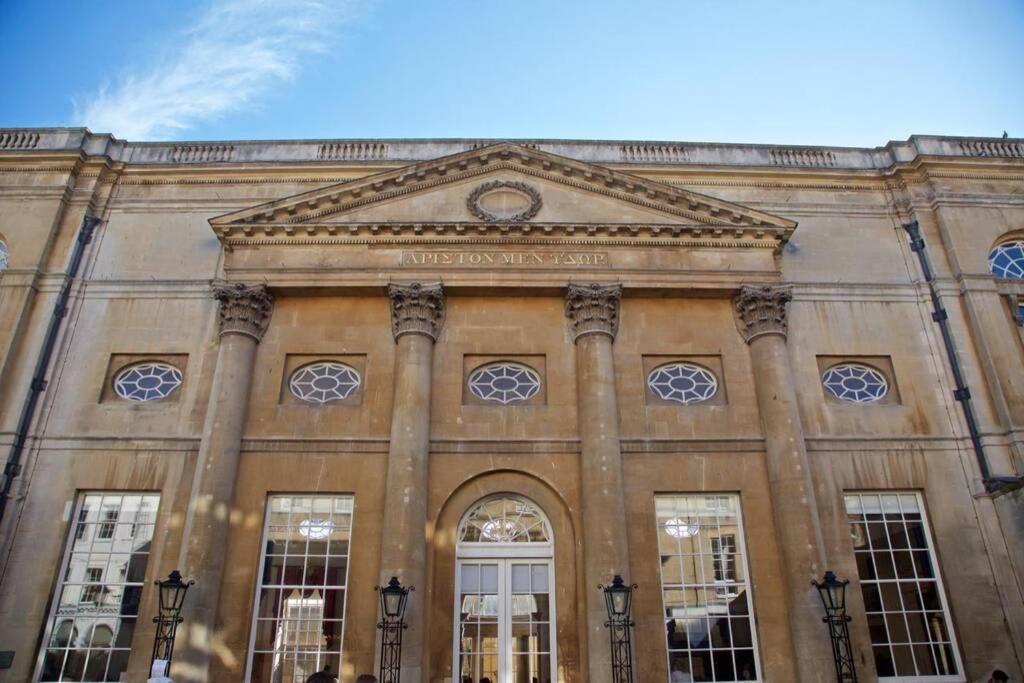 Beautiful Bath Apartment in central Milsom Street