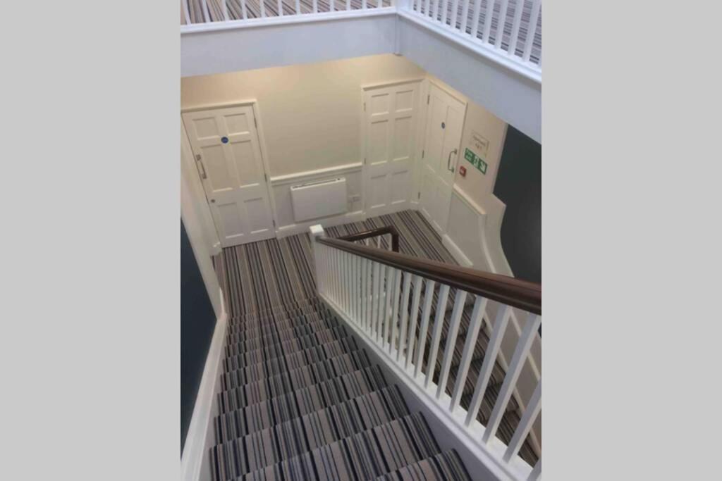 Beautiful Bath Apartment in central Milsom Street