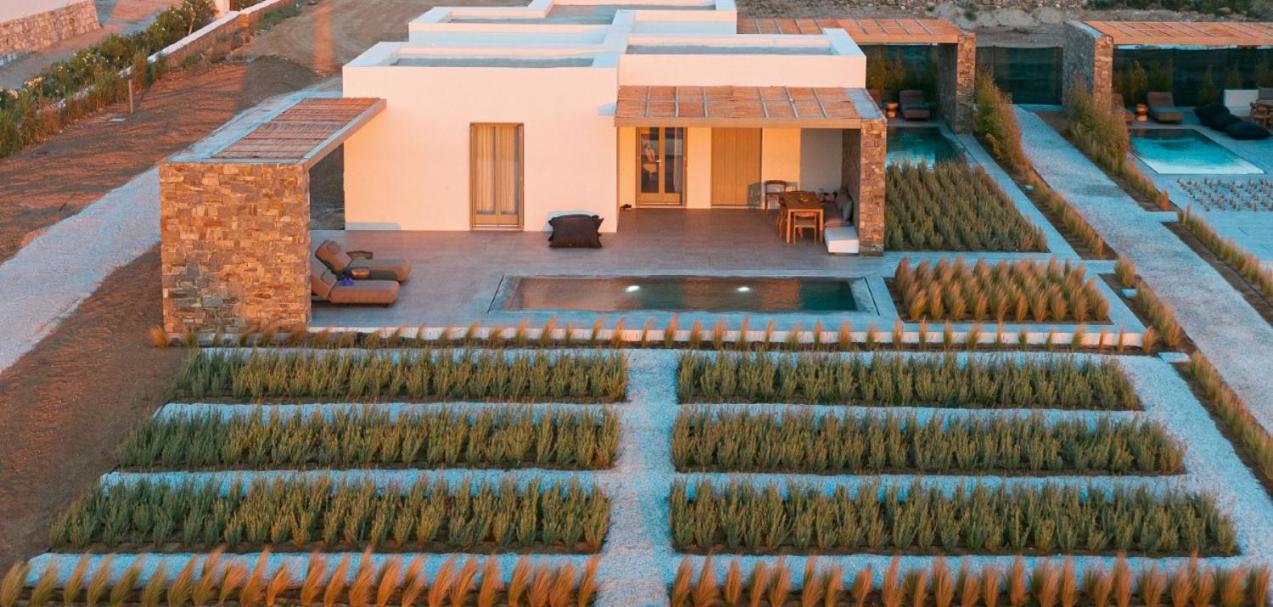 Cove Paros
