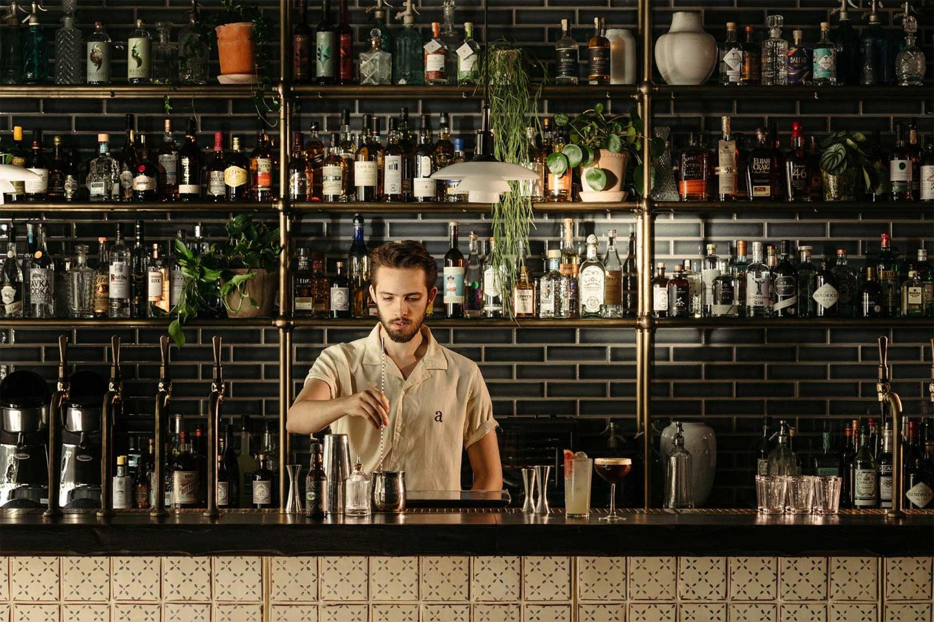 bar