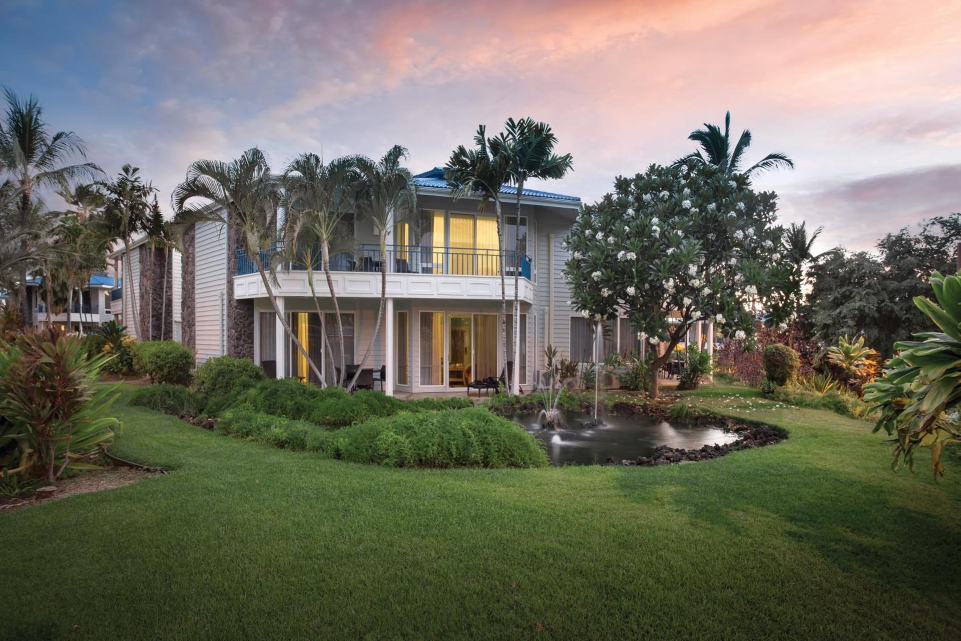 Holua Resort