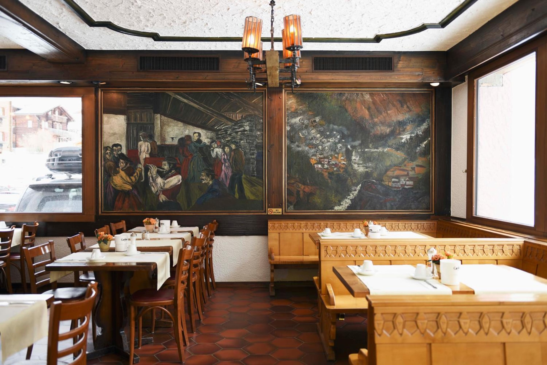 Matterhorn Inn - Wellness & Dining - at Zermatt Shuttle Station