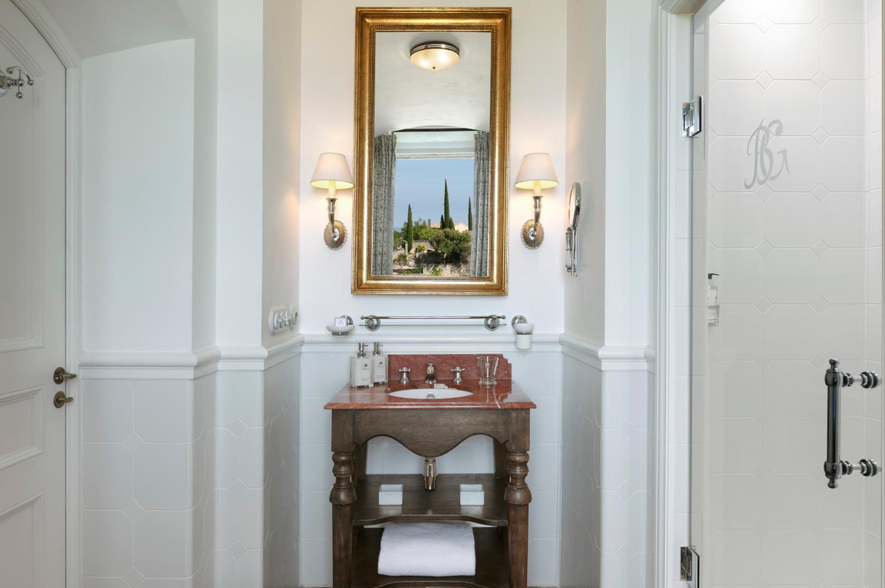 Airelles Gordes, La Bastide