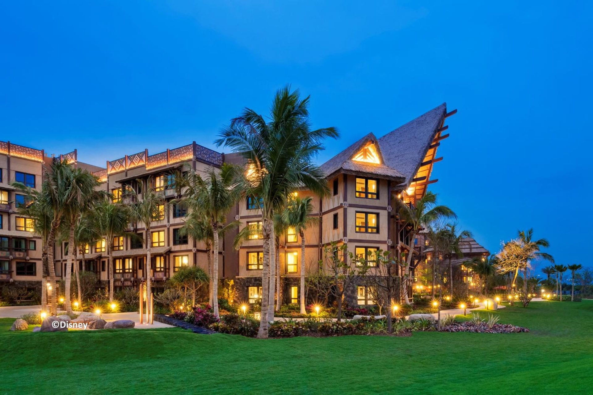 Disney Explorers Lodge