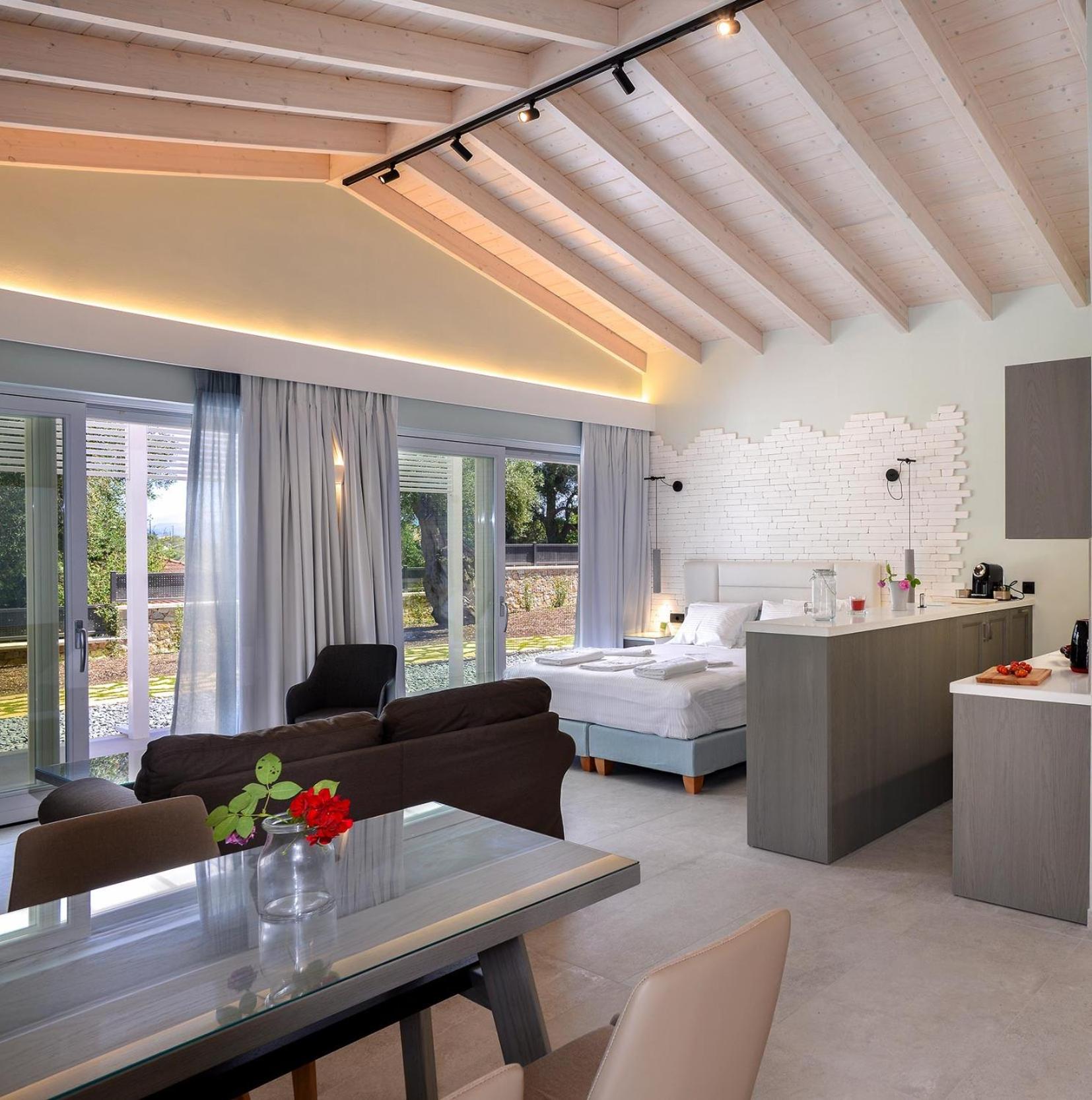Paxos Luxury Living Junior Suites