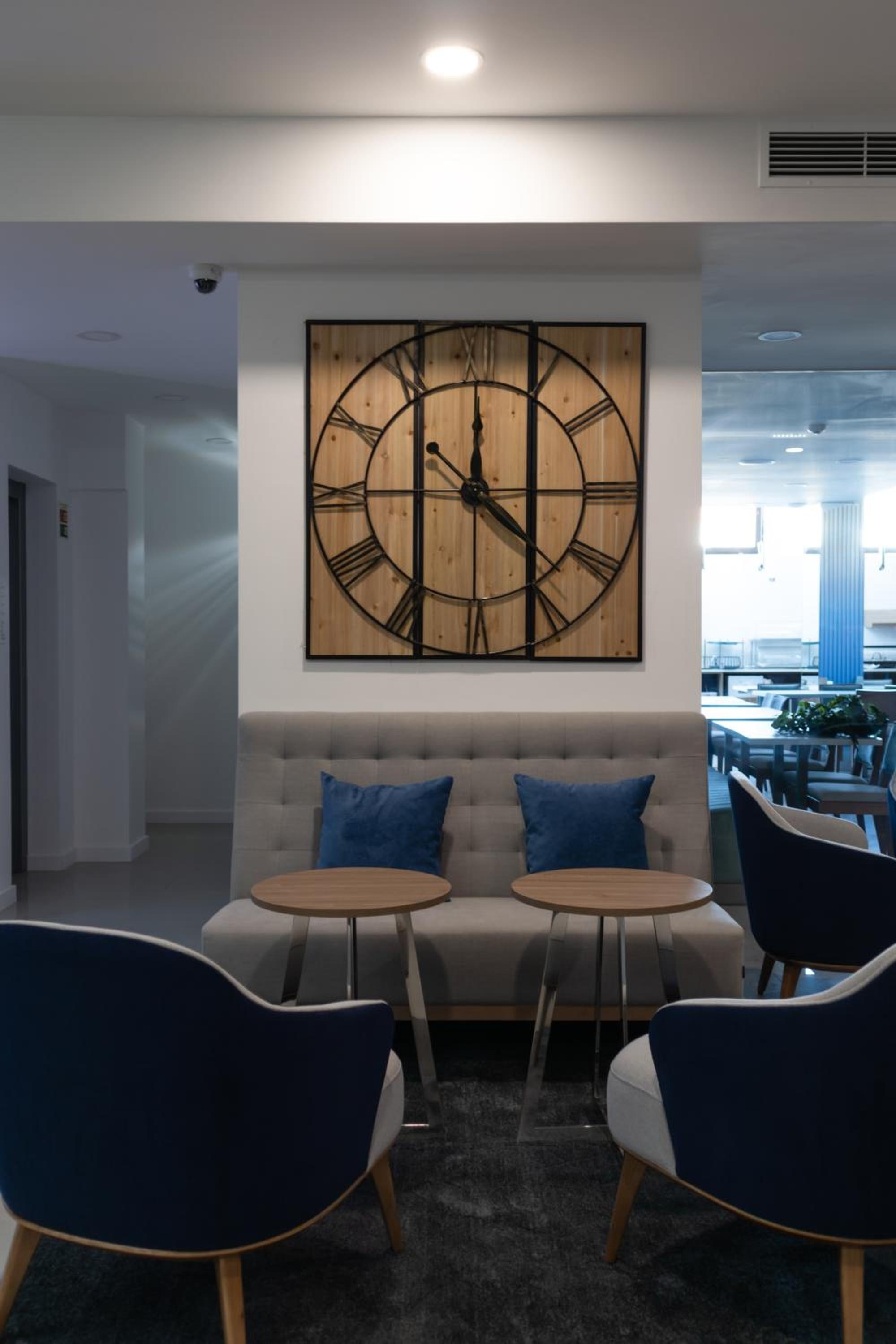 Zurin Charm Hotel