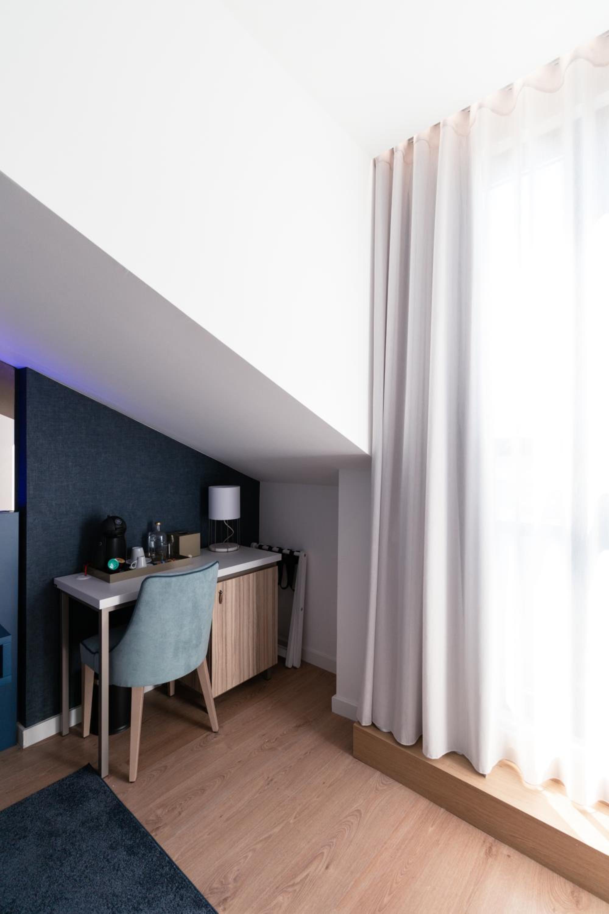 Zurin Charm Hotel