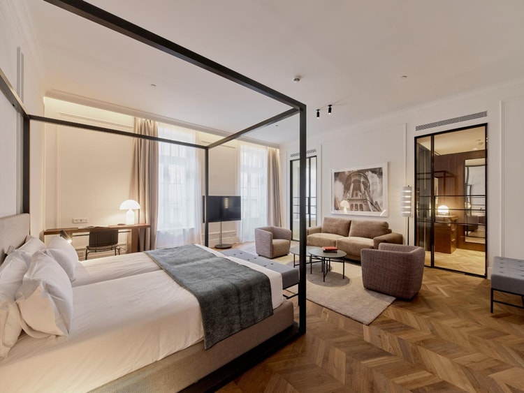 hotel image 0