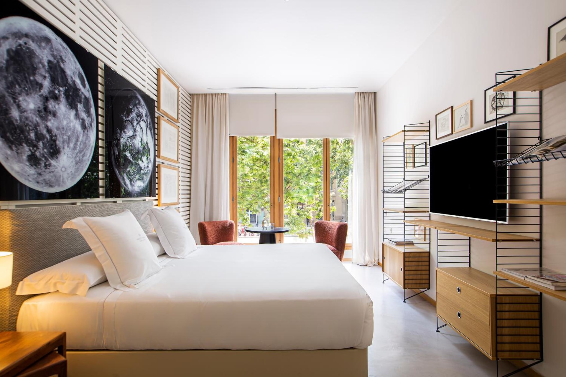 hotel room