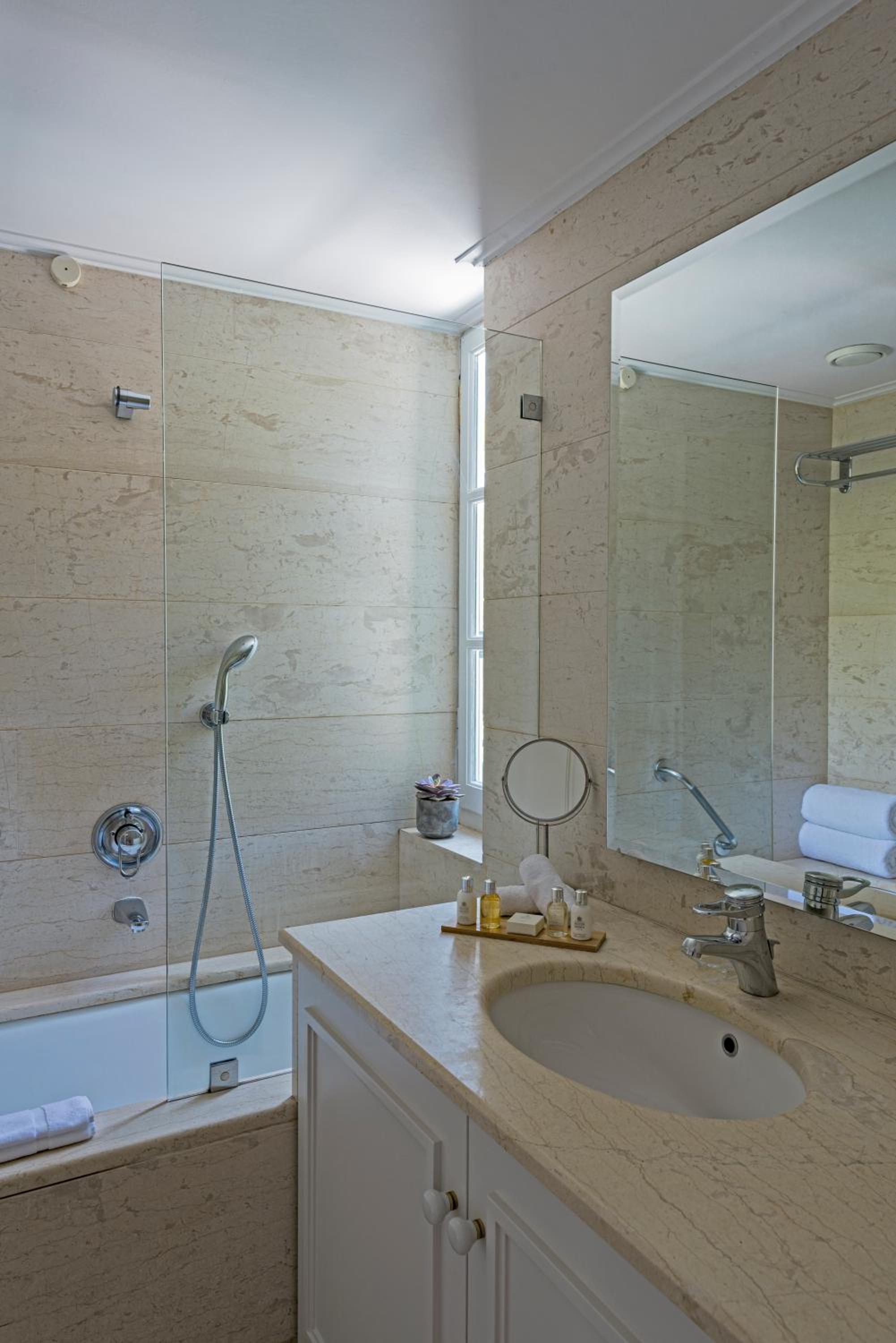 The Kefalari Suites