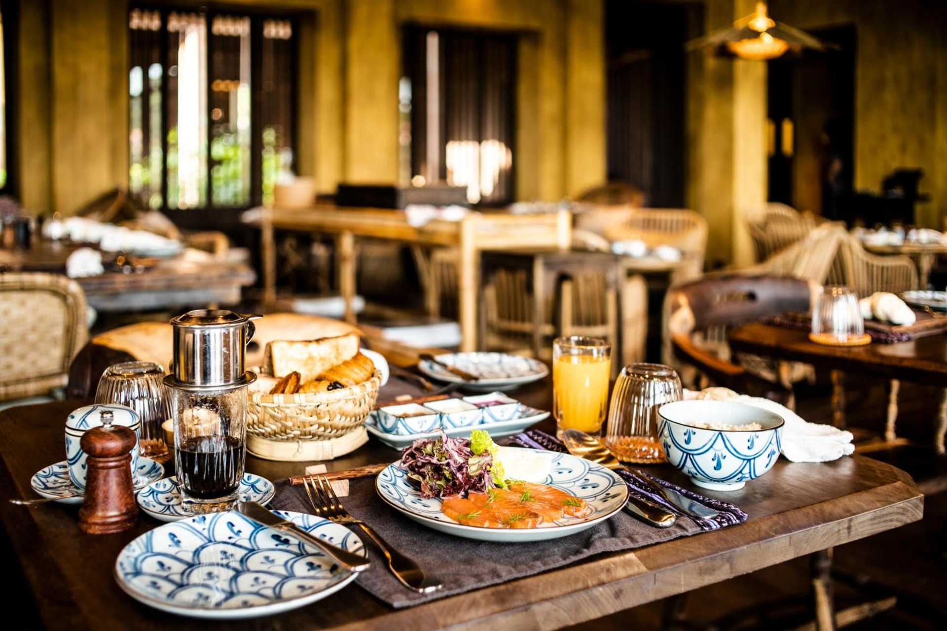 dining