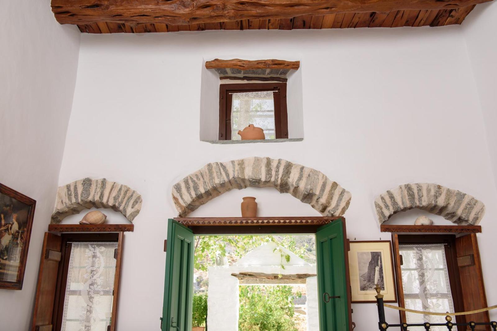 Itonia House