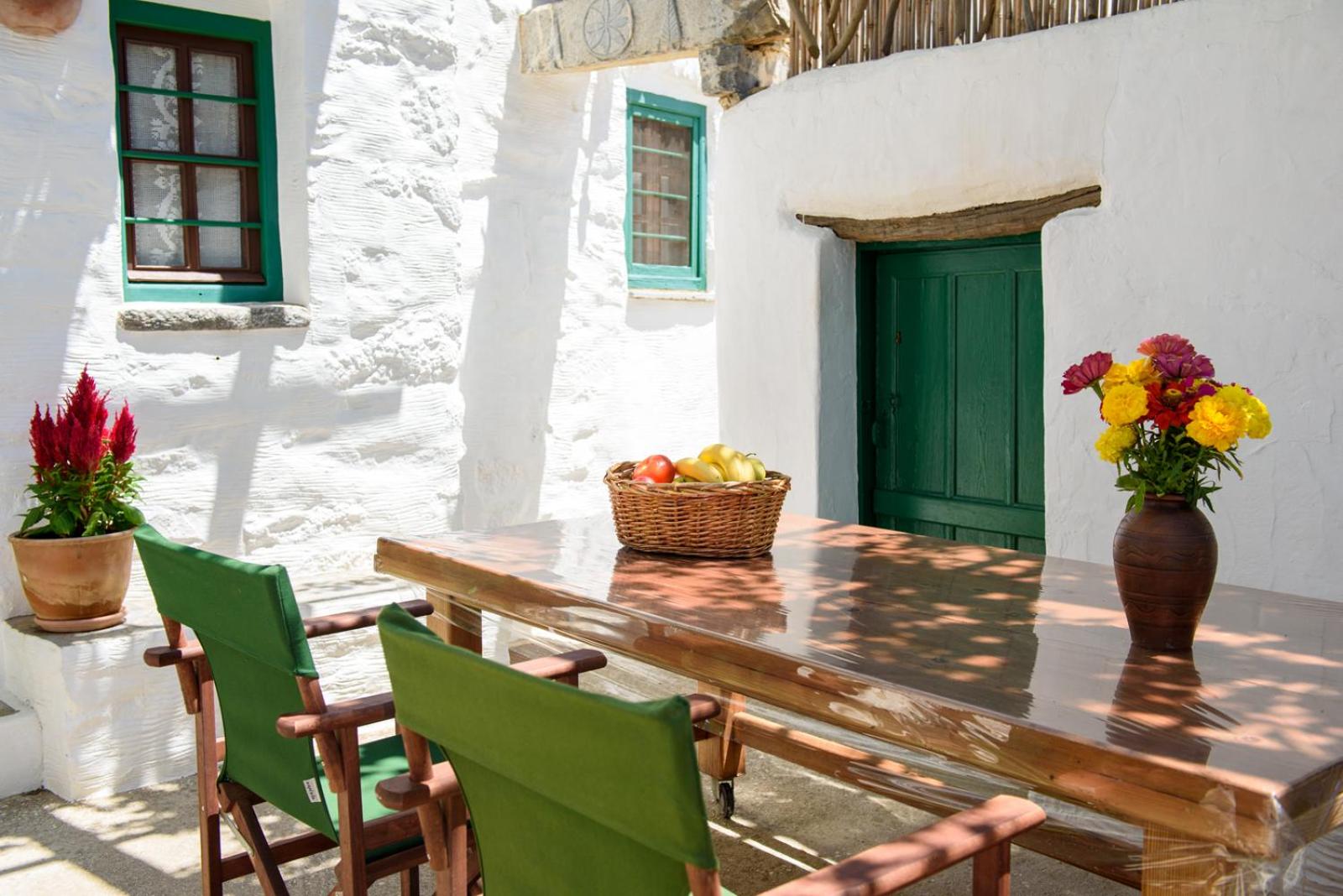 Itonia House