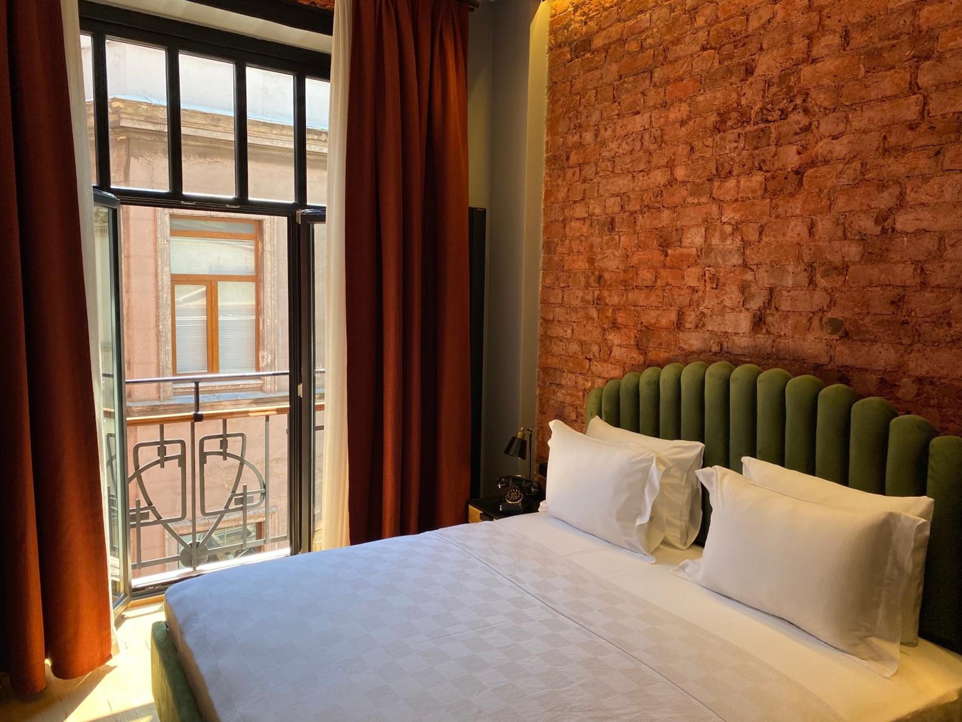 RUZ Hotels