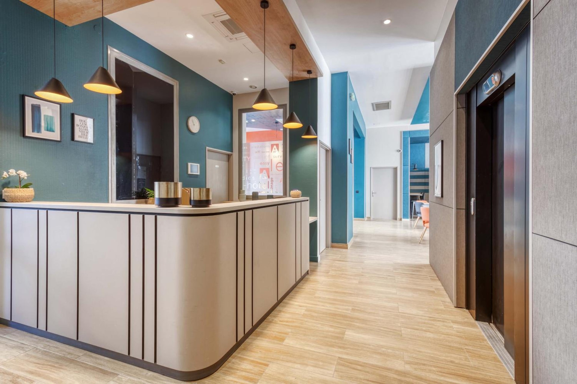 Appart'City Confort Paris Clichy - Mairie