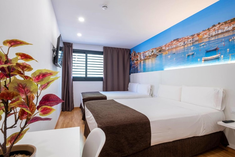 hotel room