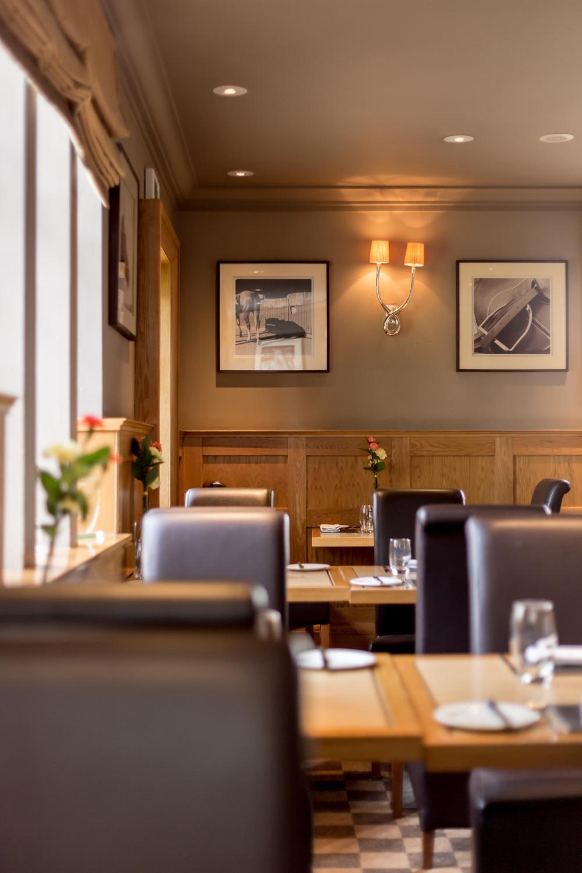 Western House Hotel At Ayr Racecourse
