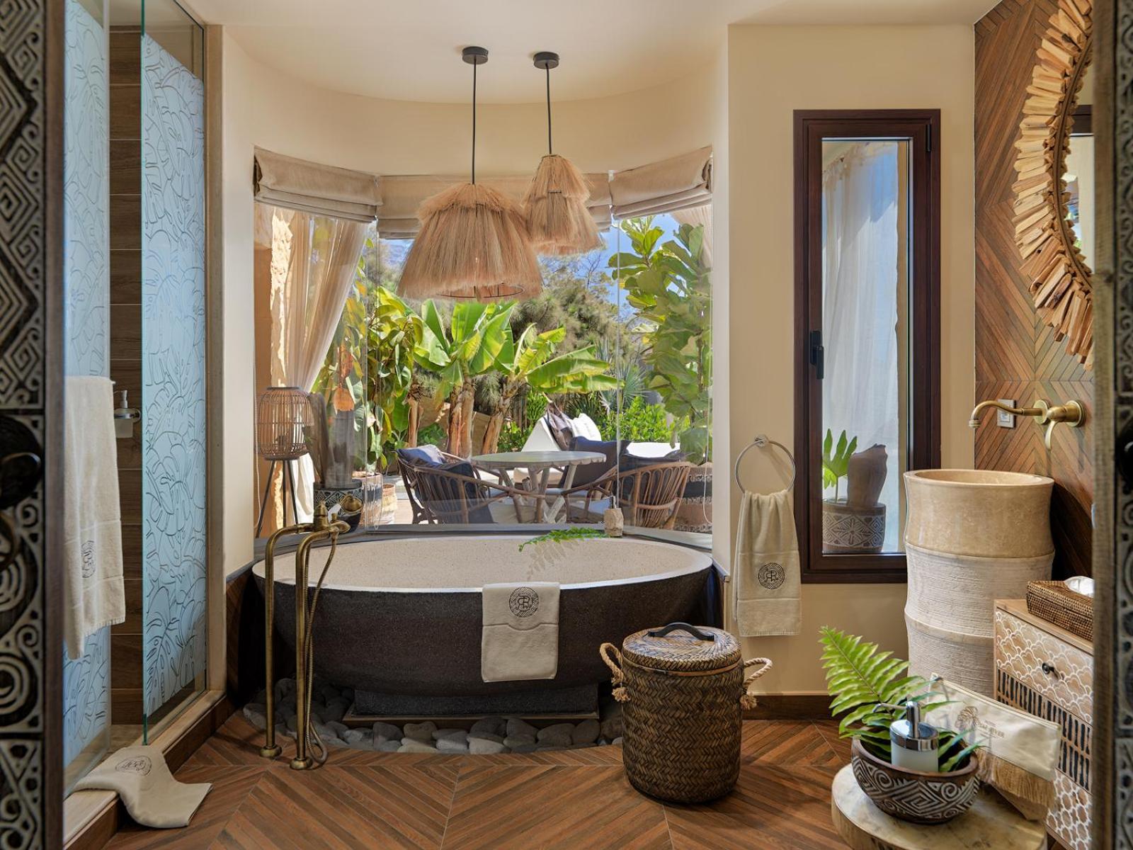 Royal River, Luxury Hotel - Adults Only
